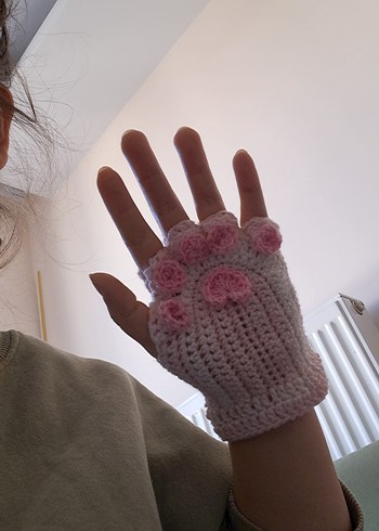 Pembe Eldiven - Görsel 2