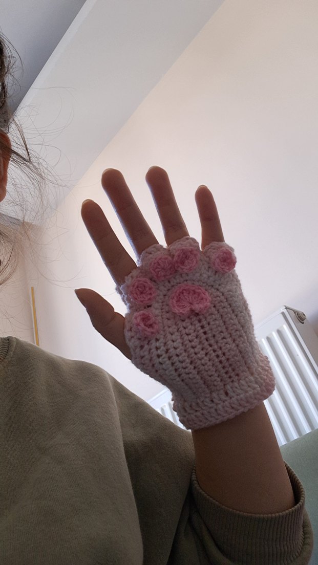 Pembe Eldiven - Görsel 2