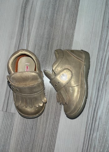 Kızlar için Altın Renkli İlk Adım Ayakkabısı - Görsel 3