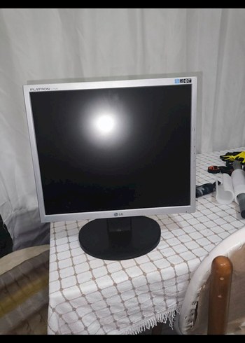 LG Gri Monitör - Görsel 2