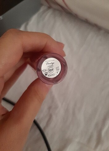 Beden Golden rose Lipgloss