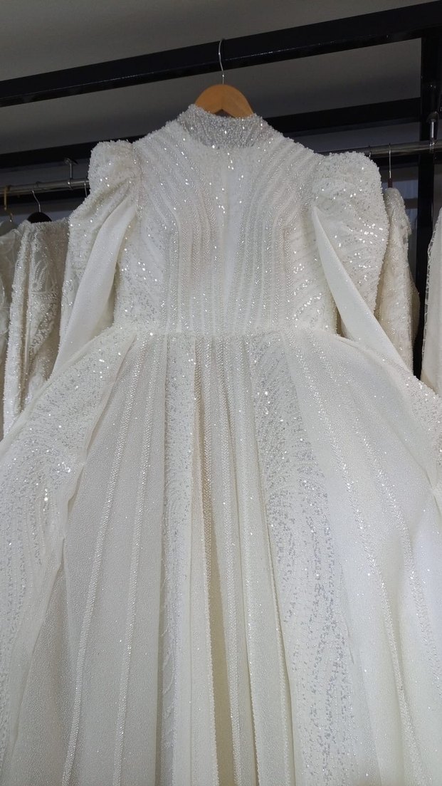 Uzun Beyaz Tesettür Abiye Elbise Gelinlik - Görsel 3