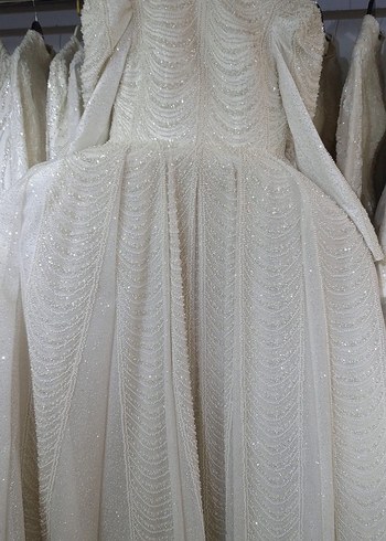 Uzun Kollu Beyaz Tesettür Gelinlik - Görsel 4