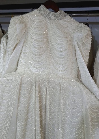 Uzun Kollu Beyaz Tesettür Gelinlik - Görsel 3