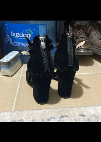 Süet topuklu ayakkabı - Görsel 2