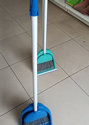 Turkuaz Renkli Süpürge - Görsel 2