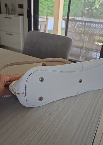 Beyaz Deri Tokalı Kadın Çanta - Görsel 6