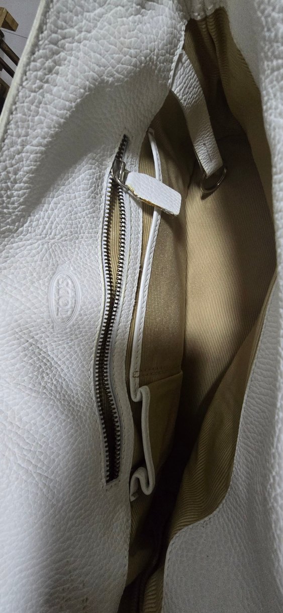 Beyaz Deri Tokalı Kadın Çanta - Görsel 3