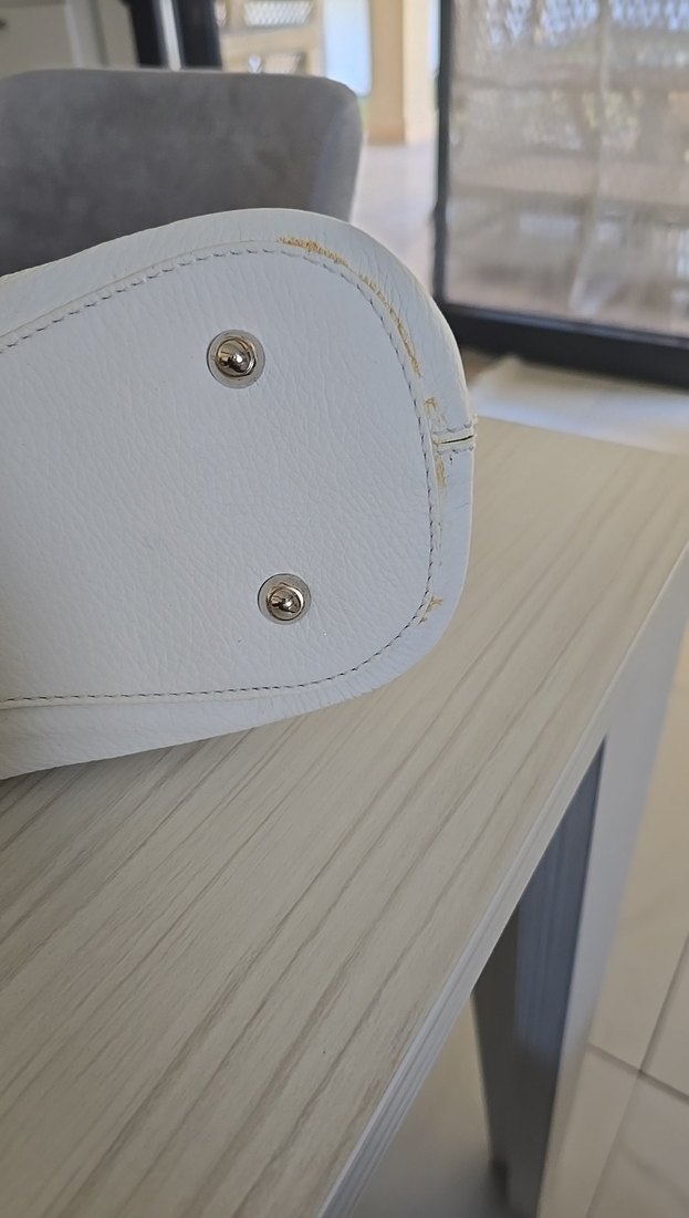 Beyaz Deri Tokalı Kadın Çanta - Görsel 5