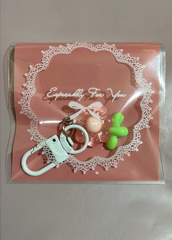 Pembe Dantel Detaylı Kadın Anahtarlık - Görsel 2