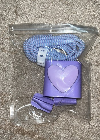 Mor Kalp Detaylı Boncuklu Telefon Aksesuarı - Görsel 2