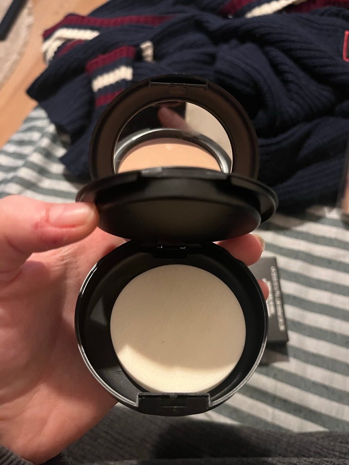 MAC Studio Fix Pudra Fondöten - Görsel 5