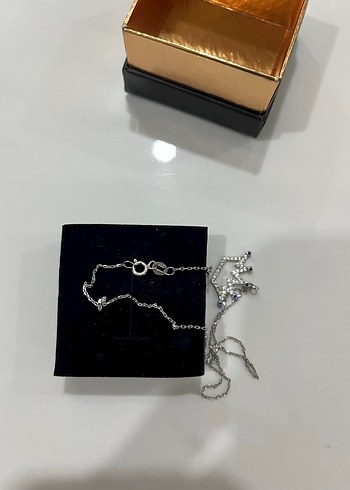 Taç Detaylı 925 Ayar Gümüş Kolye - Görsel 2