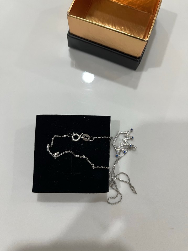 Taç Detaylı 925 Ayar Gümüş Kolye - Görsel 2