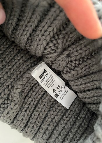 Gri Kürklü Kadın Bere - Görsel 2