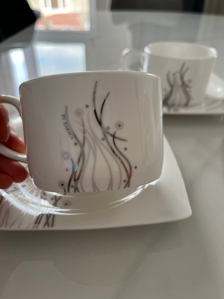 Beyaz Gri Desenli Fincan ve Tabak Seti - Görsel 2