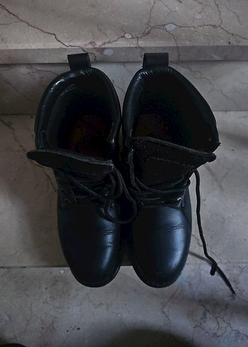 Harley Davidson kadın bot - Görsel 5