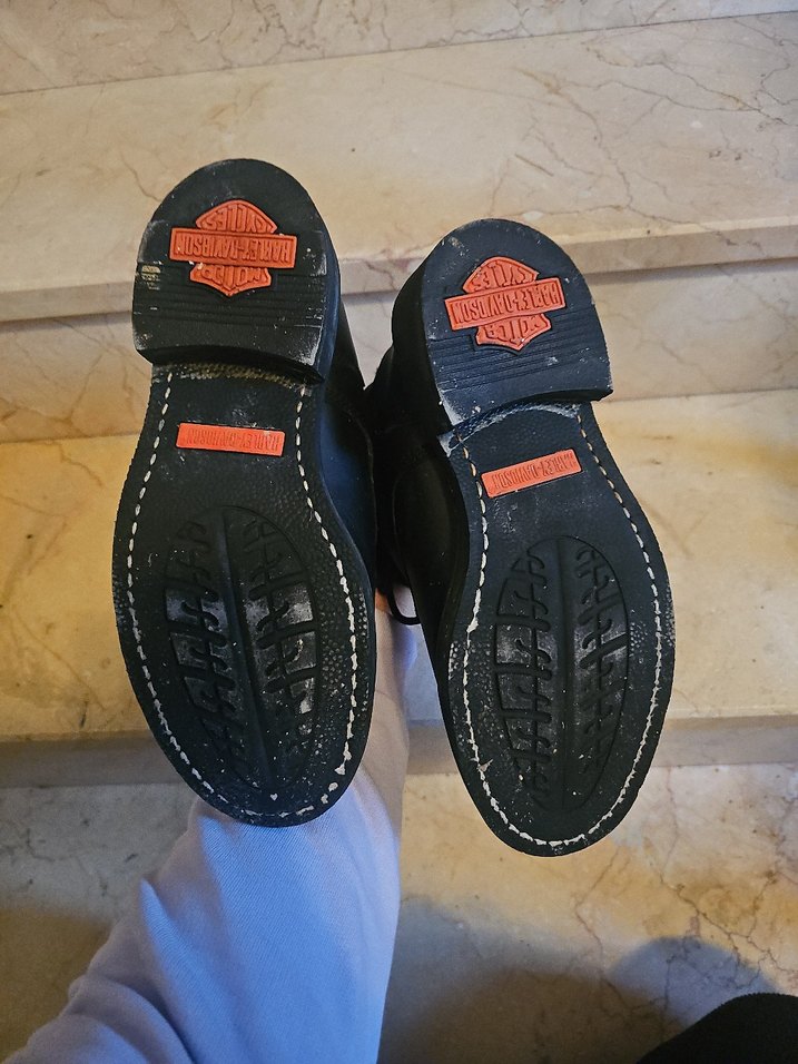 Harley Davidson kadın bot - Görsel 3