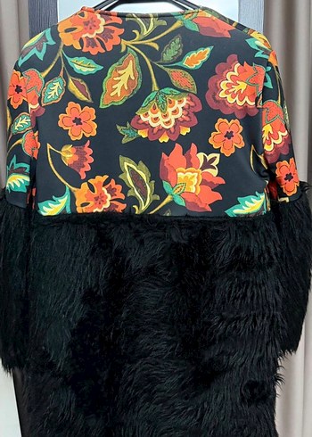 Desenli Kürklü Ceket - Görsel 3