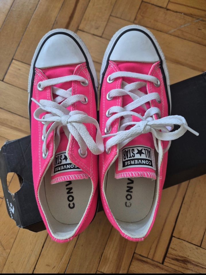 Pembe Converse Ayakkabı - Görsel 2