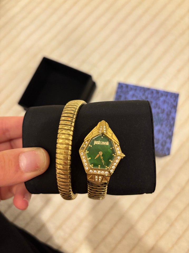 Just Cavalli Altın Renkli Kadın Saat - Görsel 2