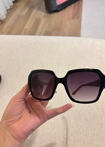 Guess Kadın Gri Bej Parlak Gözlük - Görsel 3