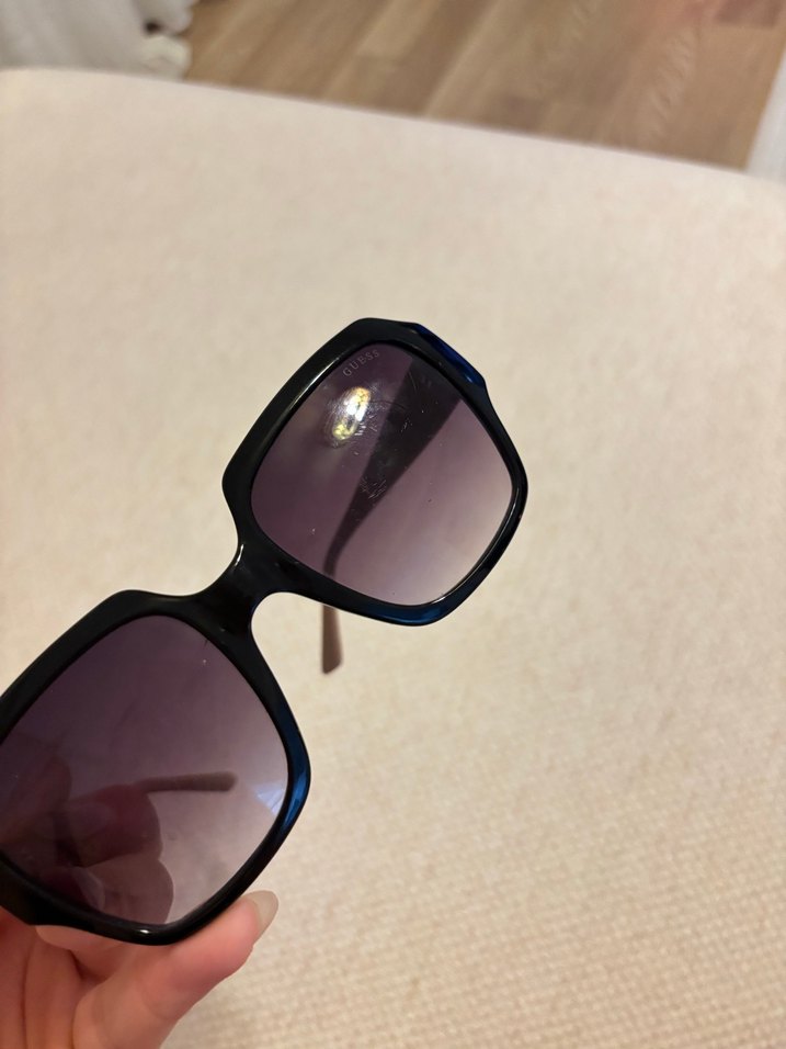 Guess Kadın Gri Bej Parlak Gözlük - Görsel 5