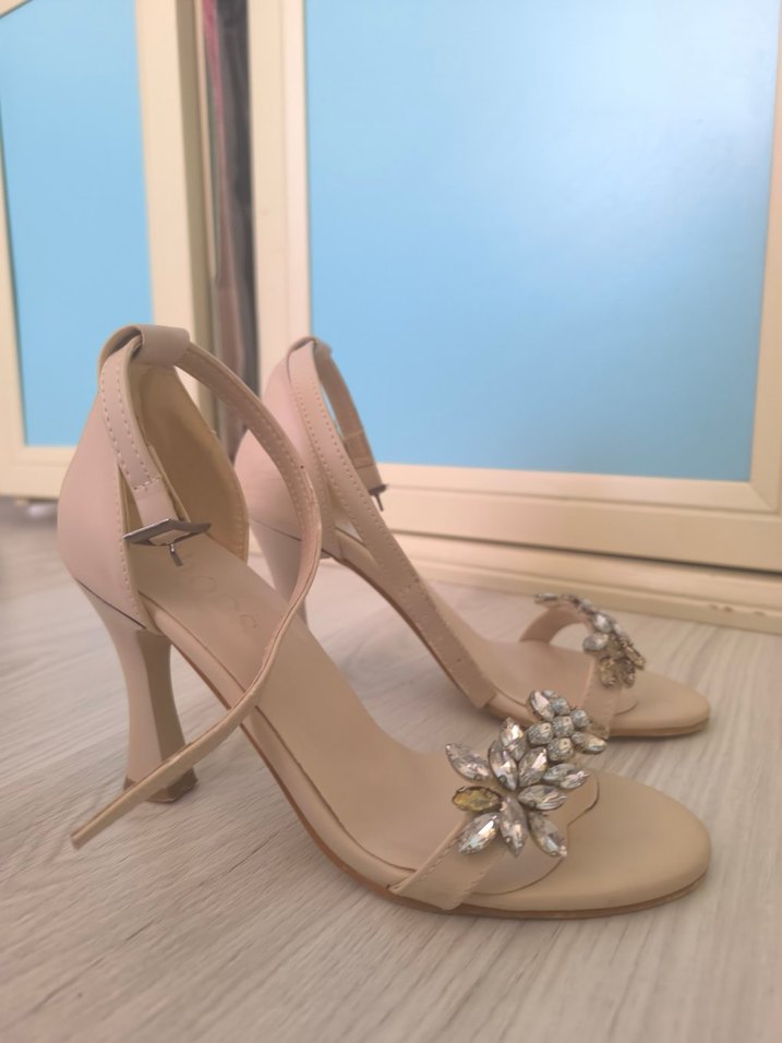 Bej Tokalı Stiletto Topuklu Abiye Ayakkabı - Görsel 5