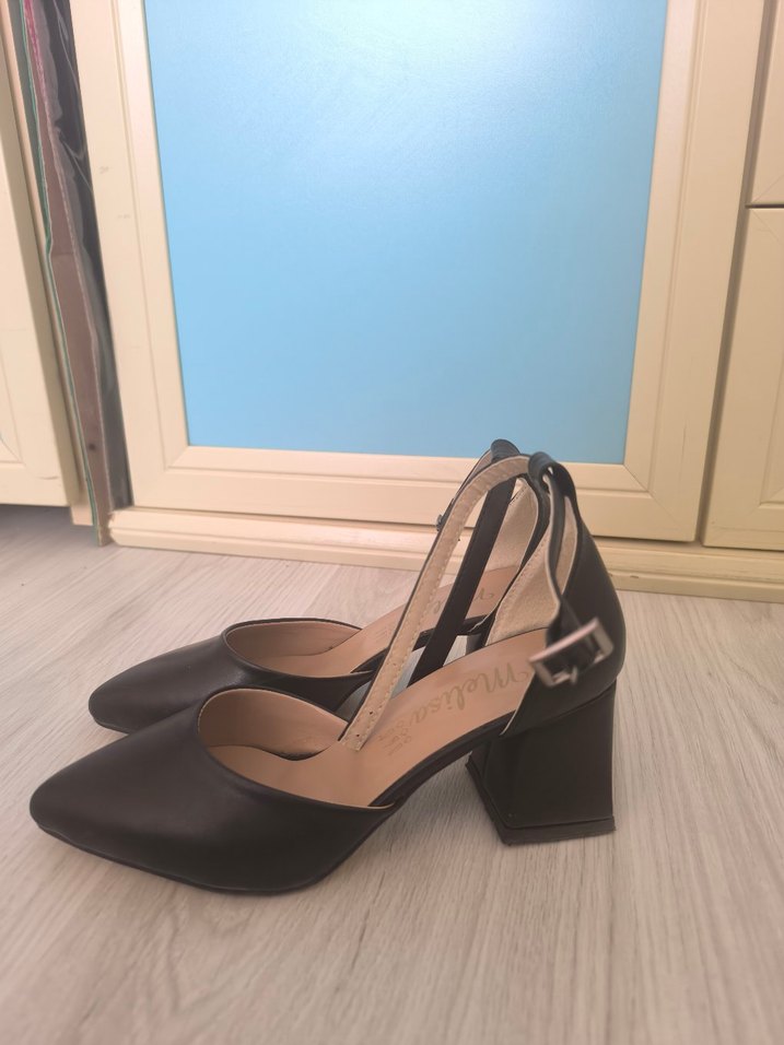 Klasik Siyah Topuklu Kadın Ayakkabı - Görsel 4