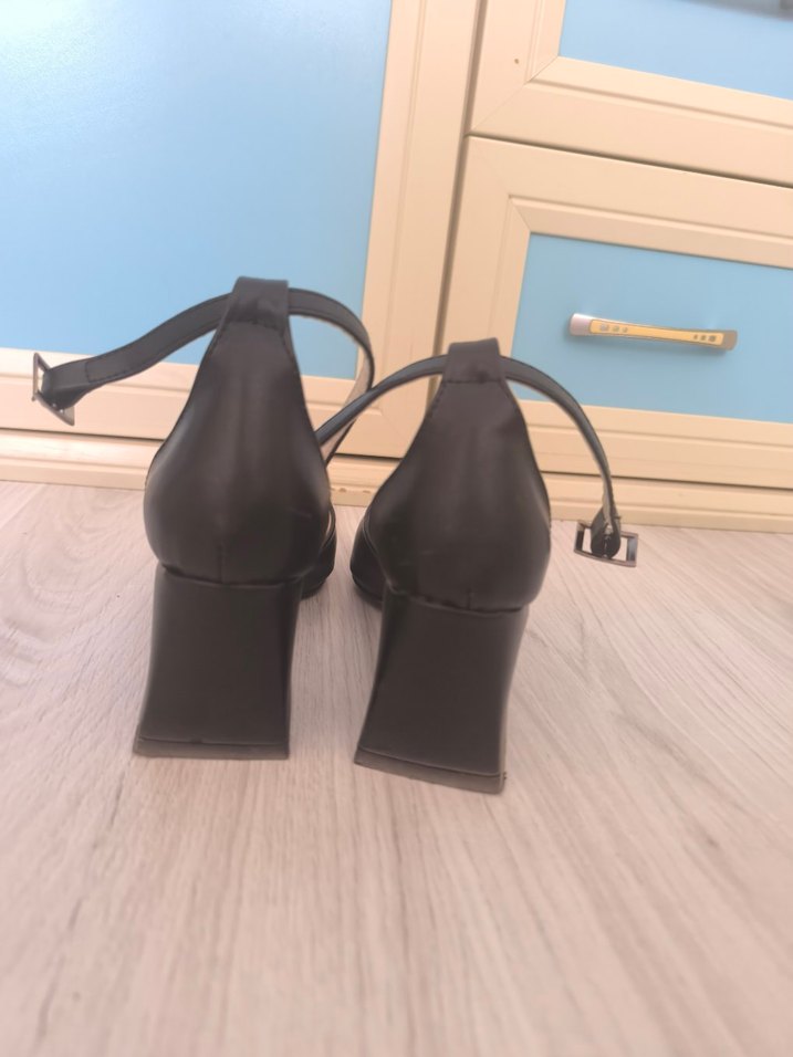 Klasik Siyah Topuklu Kadın Ayakkabı - Görsel 5