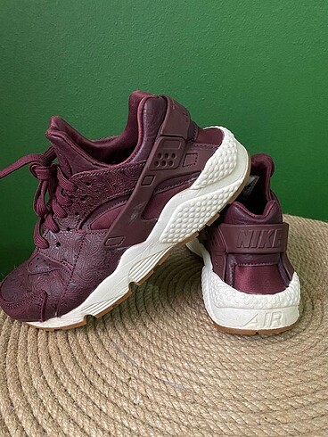 37 Beden Nike haurache