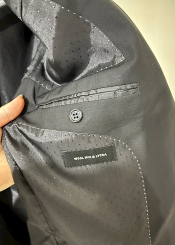 Siyah Düğmeli Erkek Takım Elbise Ceket - Görsel 3