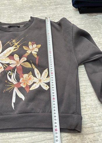 Gri Çiçek Baskılı Kadın Sweatshirt - Görsel 8