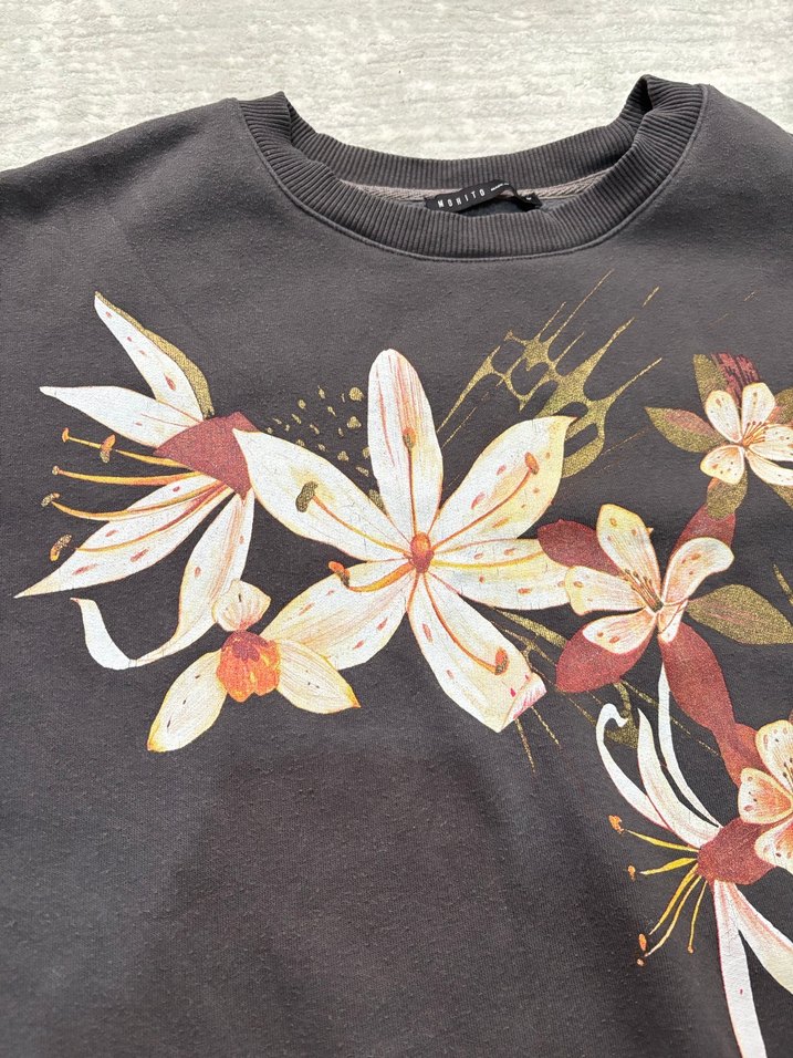 Gri Çiçek Baskılı Kadın Sweatshirt - Görsel 3