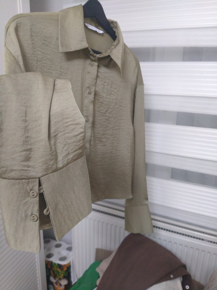 Bej Keten Düğmeli Uzun Kollu Gömlek - Görsel 3