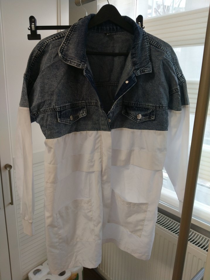 Düğmeli Beyaz Gri Midi Denim Ceket - Görsel 2