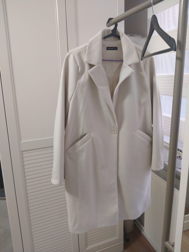 Beyaz Midi Boy Notched Yaka Hamile Kabanı - Görsel 5