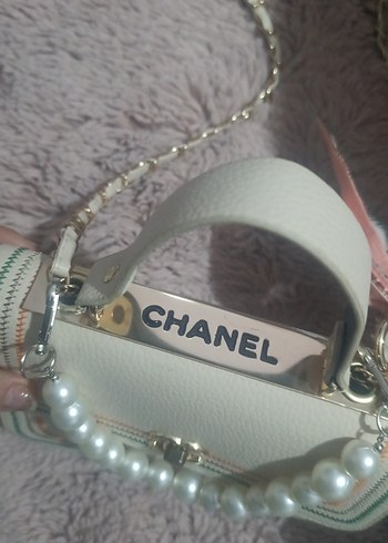 İnci Detaylı Zincir Askılı Beyaz Nakışlı Çanta - Görsel 3