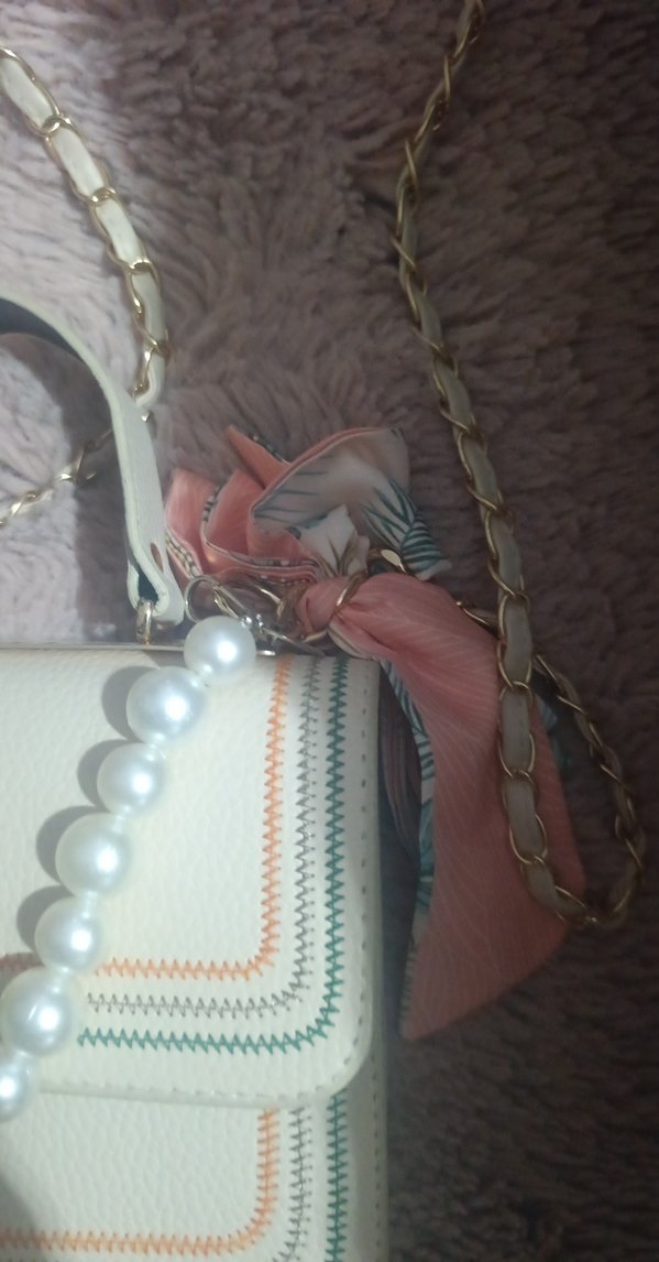 İnci Detaylı Zincir Askılı Beyaz Nakışlı Çanta - Görsel 5
