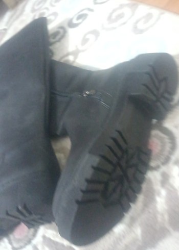 Siyah Tokalı Dizüstü Kadın Çizme - Görsel 5