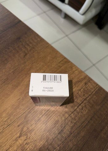 La Roche-Posay Effaclar Ultra Konsantre Serum 30 ml - Görsel 4