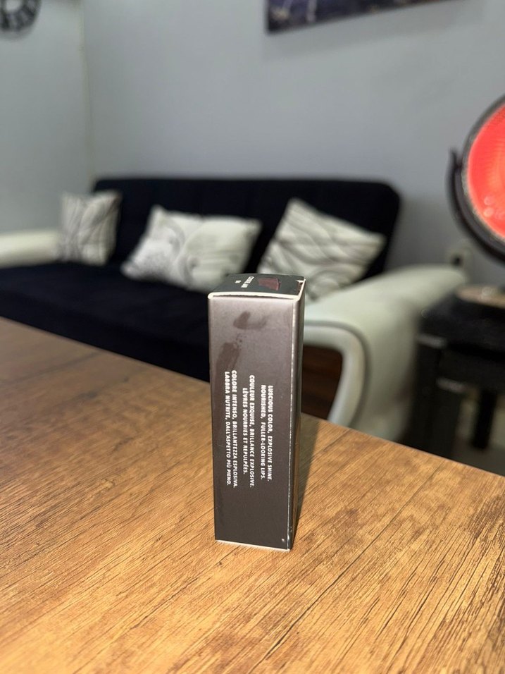 Koyu Kahverengi Parlak Dudak Parlatıcısı - Görsel 4