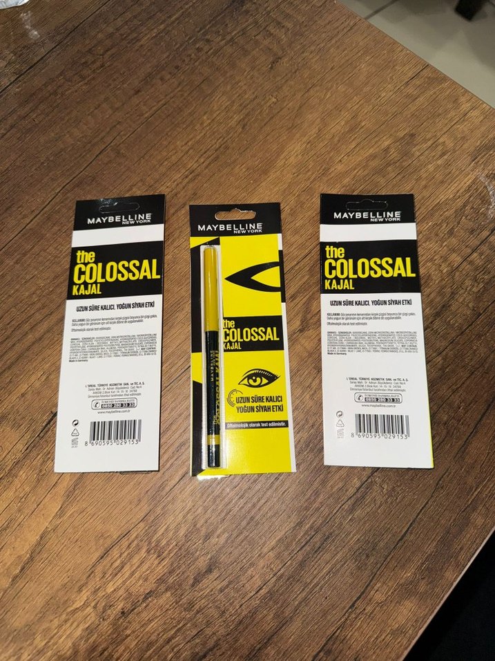 Maybelline The Colossal Kajal Siyah Göz Kalemi - Görsel 4