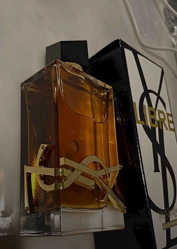Yves Saint Laurent Libre Kadın Parfümü 90ml - Görsel 3