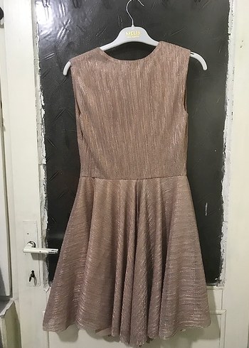 Bej Pilili Kolsuz Mini Abiye Elbise - Görsel 2