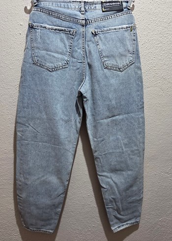 Gri Renkli Salaş Kadın Kot Pantolon - Görsel 5