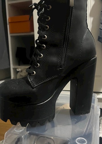 Kadın Siyah Platform Topuklu Gotik Bot - Görsel 2