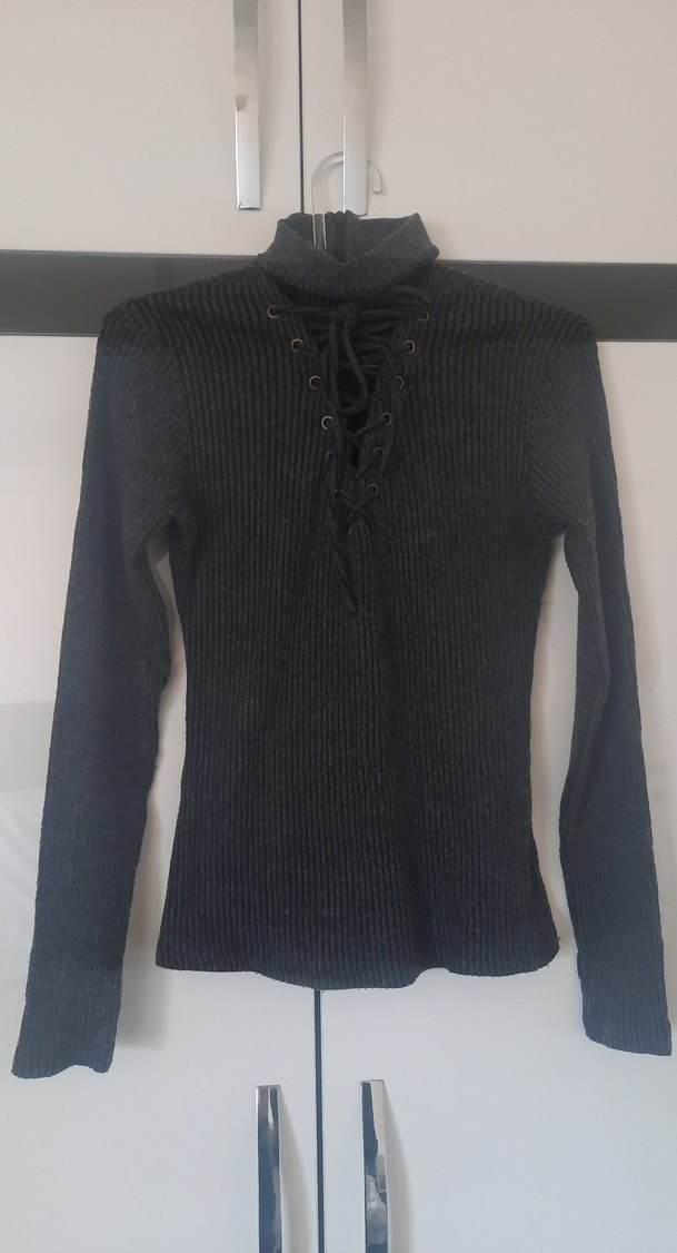 Kadın Gri Yüksek Yakalı Bağcıklı Triko Kazak - Görsel 2