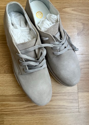 ELLE MARKA GRİ  Süet Dolgu Topuk Kadın Spor Ayakkabı - Görsel 4