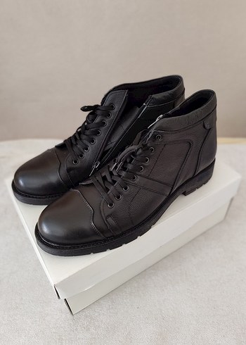 45 numara Siyah Deri Erkek Bot kauçuk taban - Görsel 5